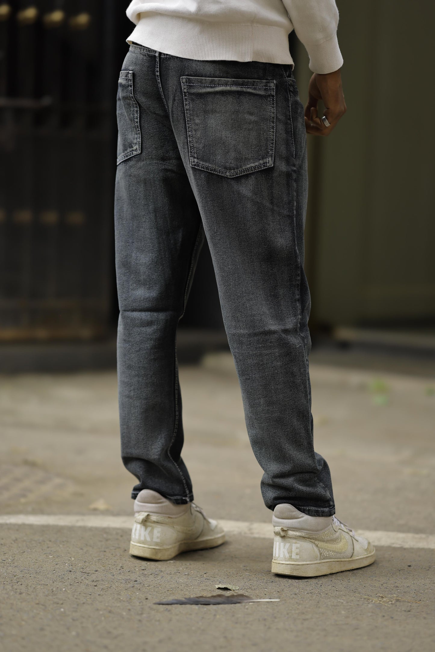 Loose Fit  Jeans