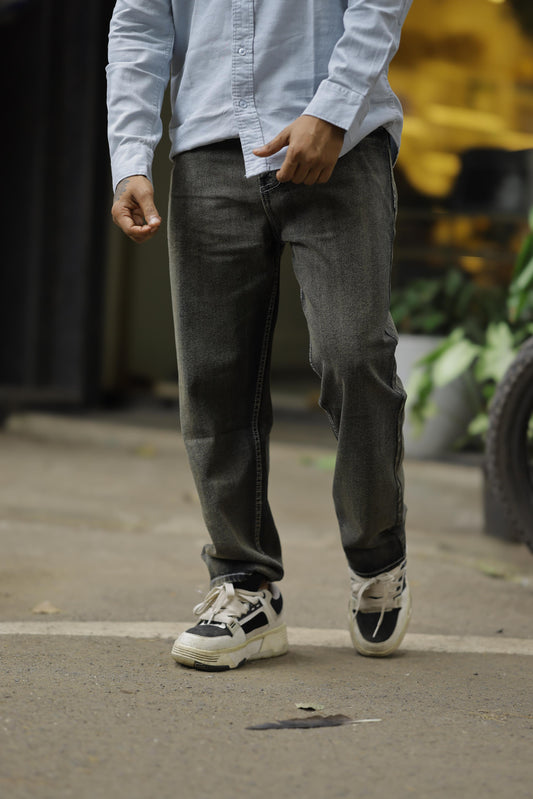 Loose Fit  Jeans